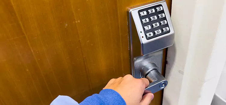 Why Choose Us for Your Keypad Lock Needs in Buffalo Grove, IL?